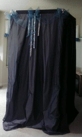 My portable changing room presents a private way for customers to try on their jeans and get the best fit!