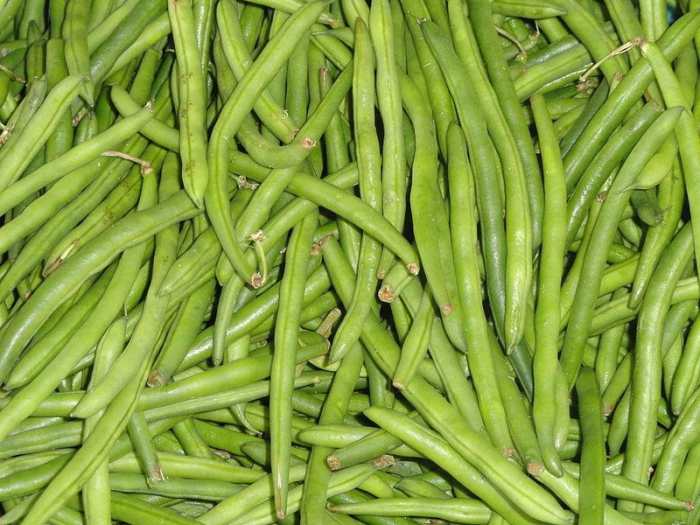 Flavorful under 500 includes your choice of mixed veggies or green beans. The nutritional value of vegetables is of great importance when seeking a healthy, well balanced, low calorie meal.