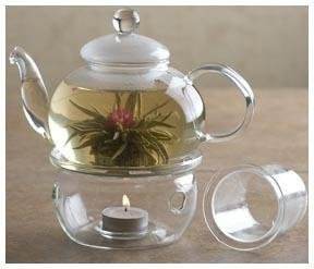 this makes for an interesting and creative idea for introducing scent to a room and as a centrepiece.