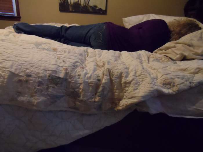 Right side sleep position and recommended side for people with sleep apnea