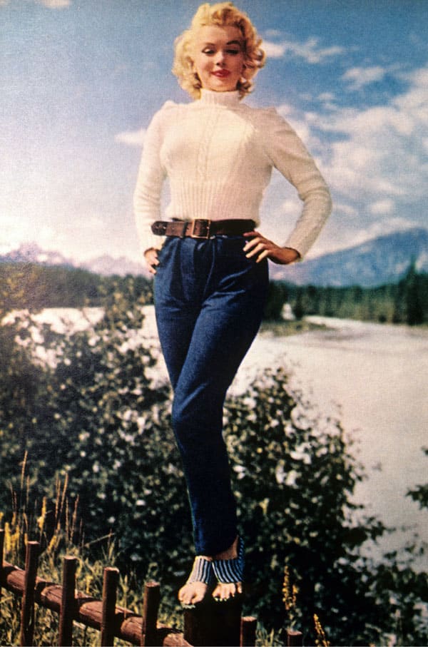 Film stars look good in jeans. Look at these photos to see how you can look in the properly fitted jeans.