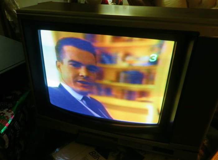 Dennis Quaid never look better than on a Sony Trinitron. This remarkable survivor is like the Sony both are here to stay and keep coming back for more golden preformaces no matter how old they get.