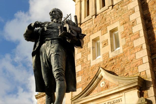 This statue of Richard Trevithick gathers dust in the 'other exhibits' hall at the back of the NRM ought to be at the other end, by the entrance from the Peter Allen building. I'm no Cornishman but... George 'lifted' some of his ideas, gave no credit