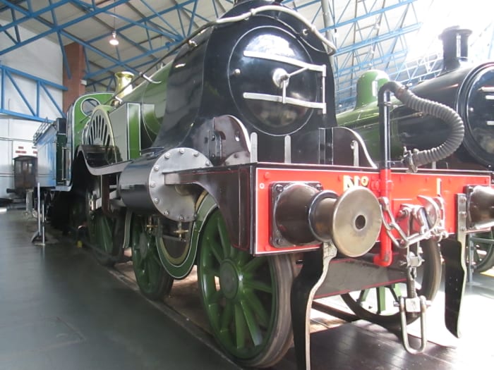 Patrick Stirling-designed single driver (4-2-2) express locomotive for the Great Northern Railway. Adequate for when carriages were short four-wheelers, hopeless for heavier traffic. A short-sighted - if handsome - investment in capital equipment