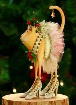 Krinkles Cat Ornaments For Your Christmas Tree Decorating and They Make Great Christmas Gifts For The Cat Lovers On Your List. This Is Krinkles Buffy Cat Christmas Ornament. Image credit: Amazon.