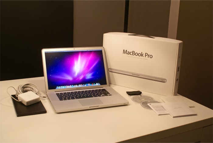 Apple's MacBook Pro Review and Buyers Guide