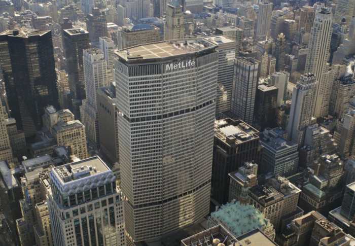 MetLife (formerly Pan Am) Building, New York, showing International curtain-wall construction