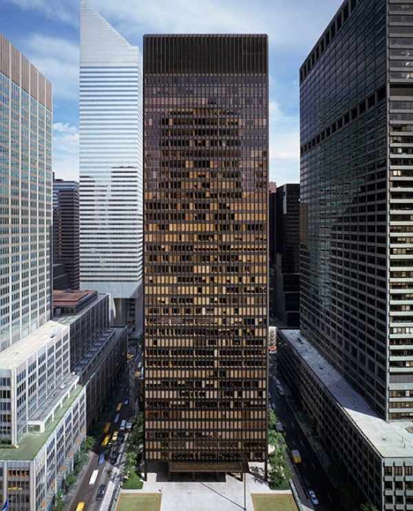 Seagram Building, New York, the ultimate International-Style office tower--too bad all modern architecture is not of this caliber!