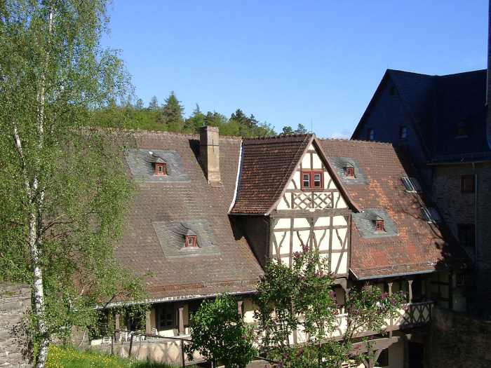 A half timbered house in the Kransberg Castle complex beneath it was "The Eagle's Nest".