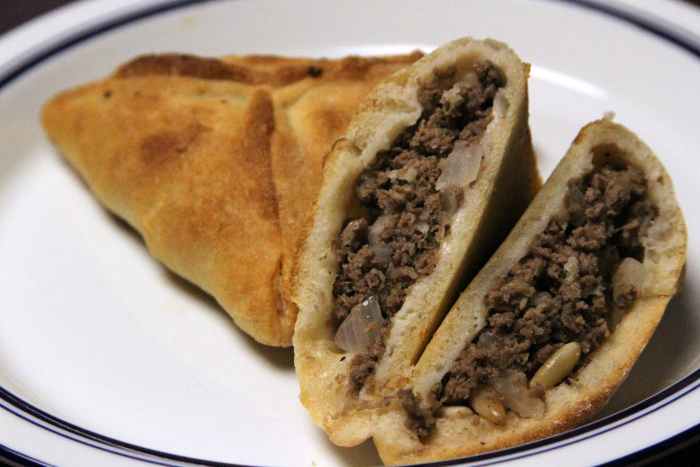 Another version of meat pie in pastry