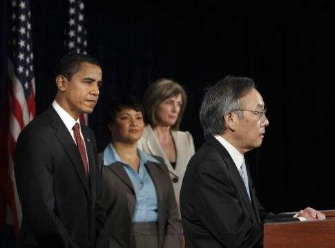 Barack Obama's green team will focus on job creation, environmental protection and climate change, and his cabinet includes Nobel Prize-winning physicist Steven Chu