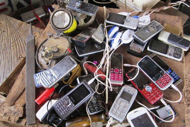 As mobile penetration skyrockets in Africa, individuals and groups promoting democracy are looking to capitalise on an opportunity for low cost communication with communities that were previously isolated. FrontlineSMS is a tool that helps to remove