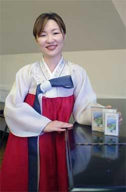 Hyeonjin (Jin) Yoon, Author of Tadpole Song, Polliwog Song, Olchaengi Song. But original title is "Tadpole and Frog"