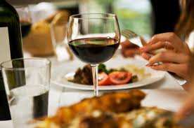Food and cooking is another topic which will never go out of vogue. People are ALWAYS, always searching for recipes online!