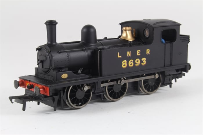 Bachmann Branchline Class J72 0-6-0 tank engine in LNER black livery from the box. The later 1951-built version is also available as owned by NELPG with NER and BR armorials, late of Newcastle-upon-Tyne Central Station