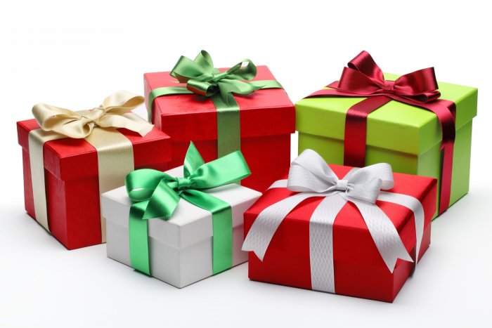 What the Gifts You Give Reveal About You - HubPages