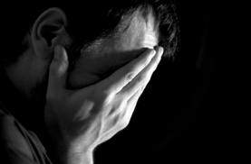 (3)Career burnout.The job used to be exciting and now it's not anymore.However, instead of being proactive regarding the situation, the employee sinks into a morass.Sink any deeper and one will be OUT of a JOB.......