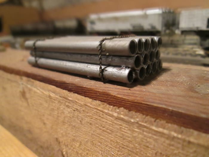 A chained pipe load - see above - made up from Evergreen plastic tubing and again fine chain from Eileen's Emporium
