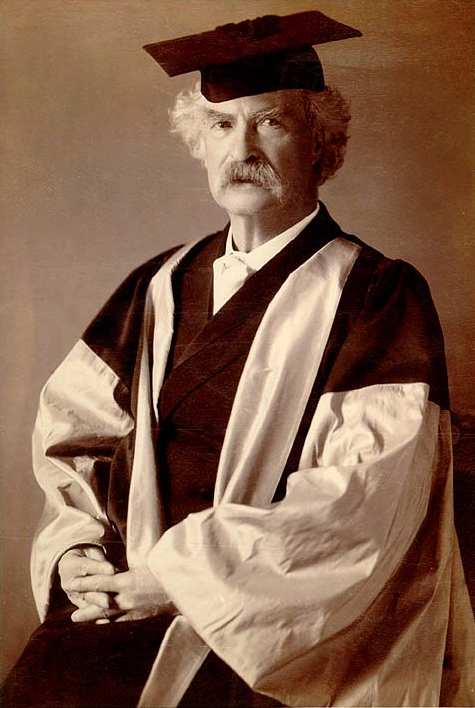 Mark Twain never went to college, except to pick up a honorary degree or two. The picture above shows Mr. Twain as he is about to receive a honorary degree from Oxford in England.