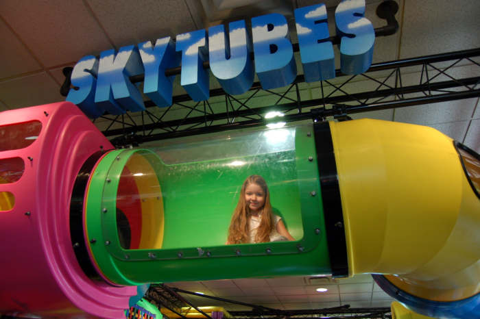 Chuck E Cheese Maze