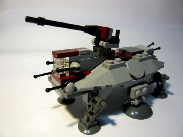 SDCC 2009 LEGO Star Wars Republic Dropship & AT-TE comcon10 AT-TE Assembled