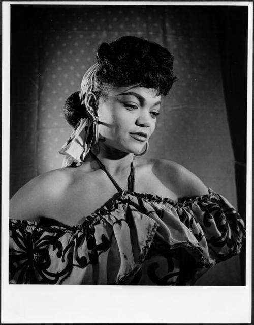Eartha Kitt gives Katherine Dunham all of the credit for her career and allowing her to find greatness within herself.