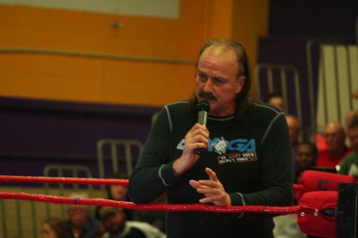 The film shows Jake "The Snake" Roberts at a dark period in his life though he has thankfully cleaned himself up these days and sits happily in WWE's Hall Of Fame.