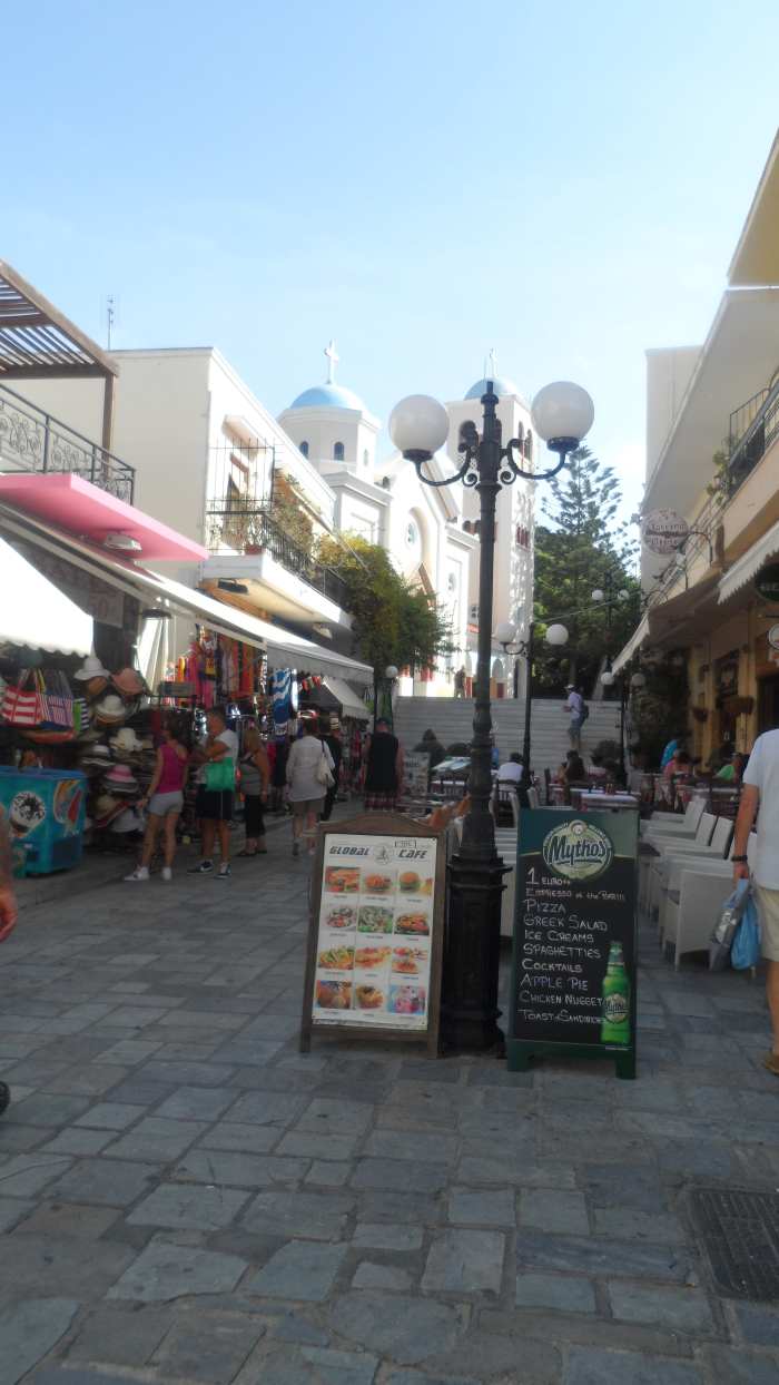 Most tourist shopping areas in Greece have modern precincts as well as older style shops