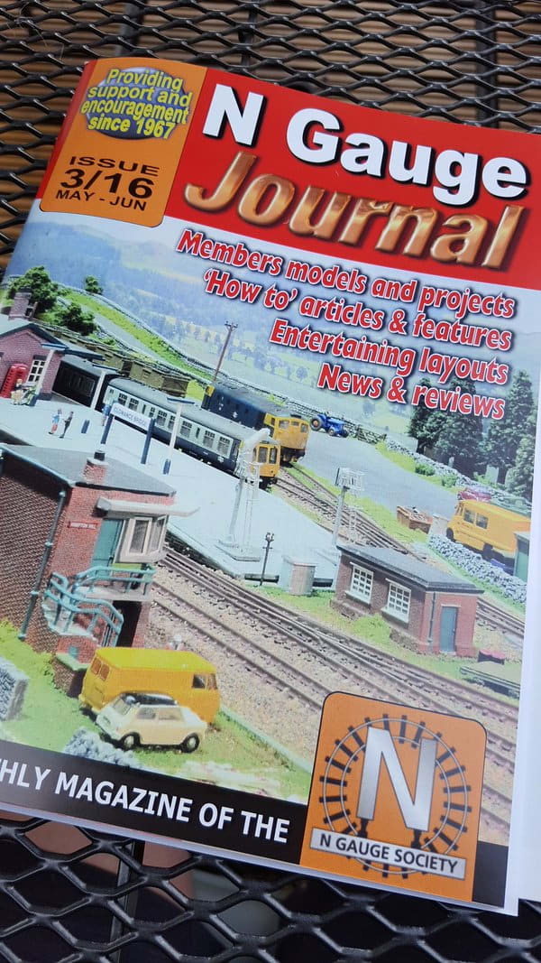 1970s British outline models. The detail in both these cover illustrations is remarkable