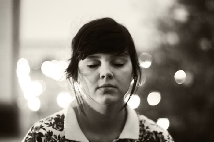 The idea to identify sensations and thoughts is to anchor your brain to the present moment