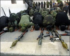 Praying amidst AK 47, Bazookas and military fatigue: religion as a means of spreading the war of ideas and ideas about the war- Issues of the Fatwa and Jihad