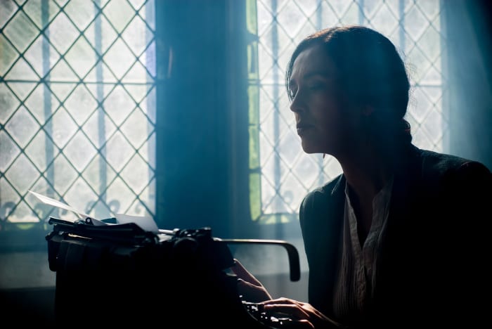 Isn't it wonderful that we no longer have to type on typewriters like this? Computers make memoir writing simple, by comparison.