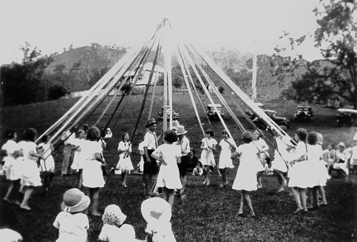 maypole-dances-and-history-for-may-day-hubpages