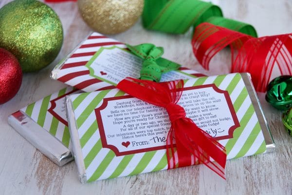 Find printable Christmas candy bar wrappers at ourbestbites.com. Just click on the picture to get the instructions so you can print your own holiday candy wrappers.