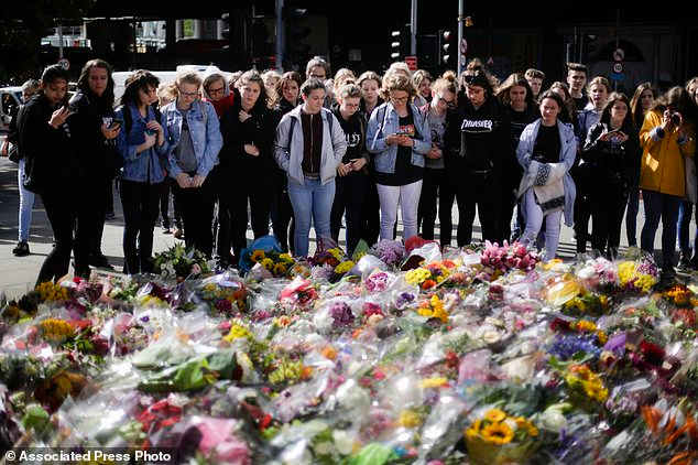 Flowers for eight victims - and 48 injured on the bridge and in the nearby Boroyugh Market