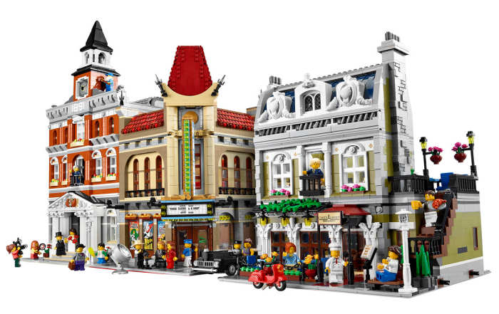 LEGO Creator Parisian Restaurant Modular Building | Build an entire town with the LEGO Modular buildings collection!