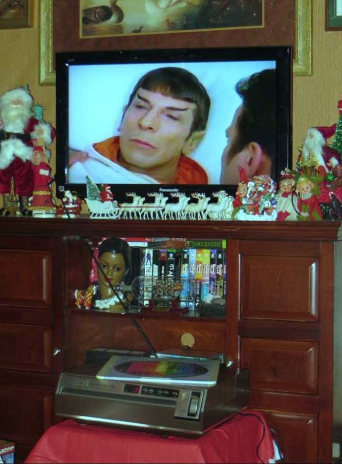 Zenith Selectavision, Playing Star Trek the Motion Picture, CED RCA Selectavision ... The Capacitance Electronic Disc (CED) is an analog video disc playback system developed by RCA, in which video and audio could be played back on a television.