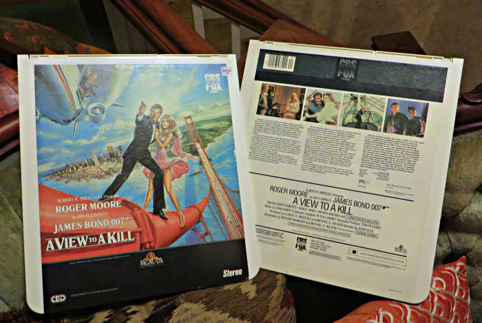 Still works, had been stored in horrible conditions for countless years, with hot humid Summers and cold winters an none-air-conditioned shed in Tennessee. The disc actually started to play better over time. A View to a Kill (1985)
