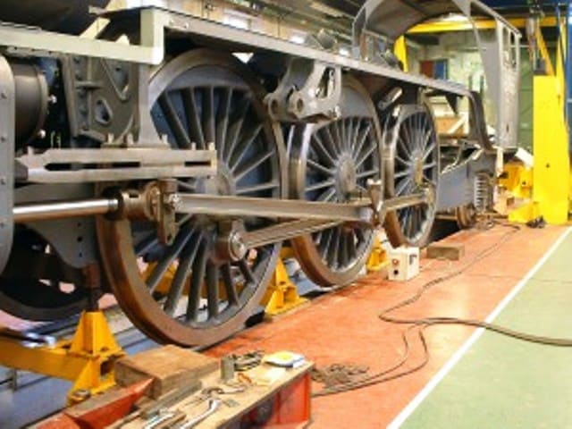 2007: 'Tornado' takes shape in Hopetown Works: frames assembled, wheeled and cab fitted...