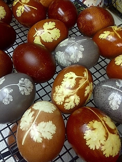 Traditional Armenian Easter Eggs Dyed with Onion Skins - HubPages