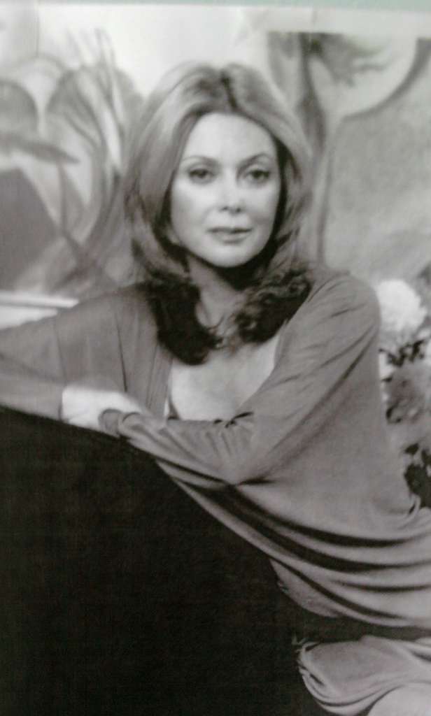 Middle aged, even older women who wanted to dress & be sexy & alluring were viewed as trying to hold on to the vestiges of their youth. They were considered not to be respectable. They were even seen to have deep narcissistic issues.