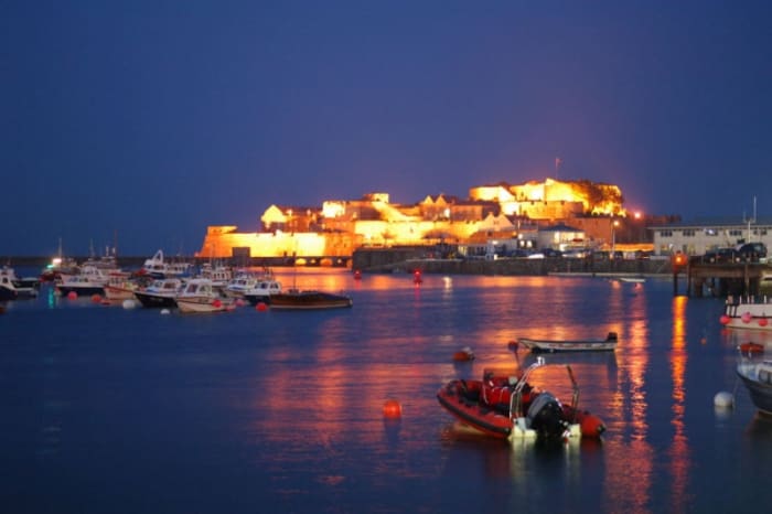 Castle Cornet, picture courtesy of http://www.lintonmotoryachtcharters.co.uk/motor_yacht_charters/channel_islands_belgium_france_charters