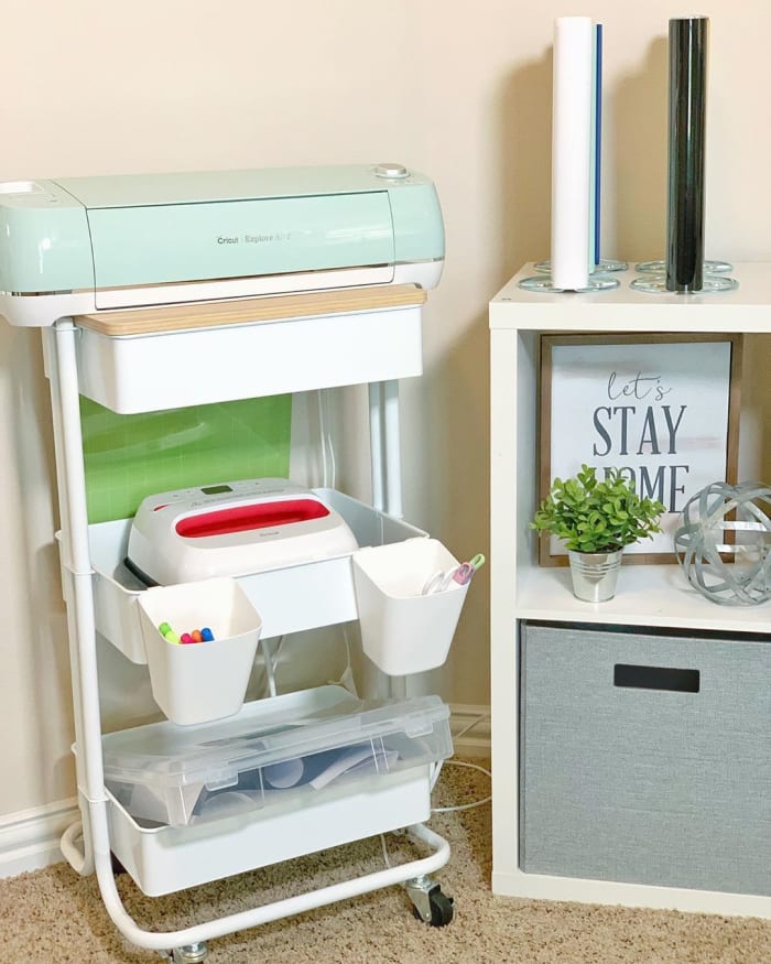 Keeping all your Cricut products together on a cart makes your crafting time more fun and keeps you organized