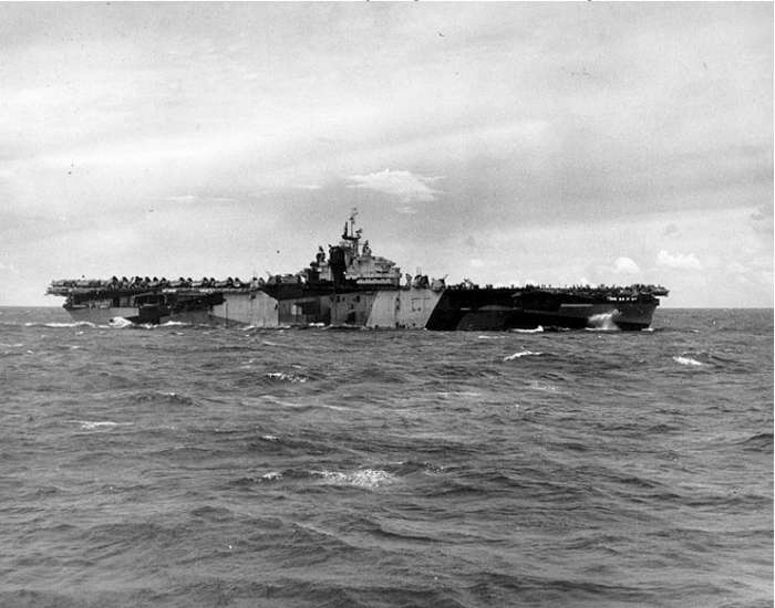 USS Franklin (CV-13) near the Mariana Islands on August 1,1944.