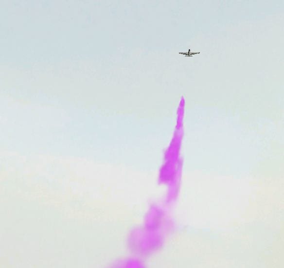 Bright Pink Smoke is always an option. It can be activated by the "7" Key - but always check the Key Mapping just like we did for the flaps and retracts above.