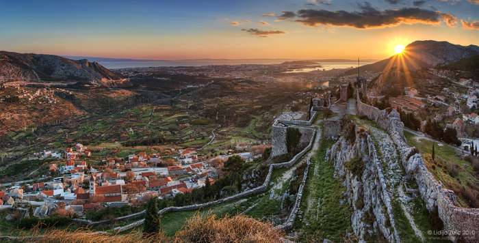Klis, which means key, was the last fortress that the Turks reached. They never entered the city of Split, a great source of pride for its residents.