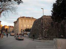 How the fortress walls look today (on the right). They are called Bedeme in Croatian. Portions of the star shaped barricades were moved out as the city enlarged with time.