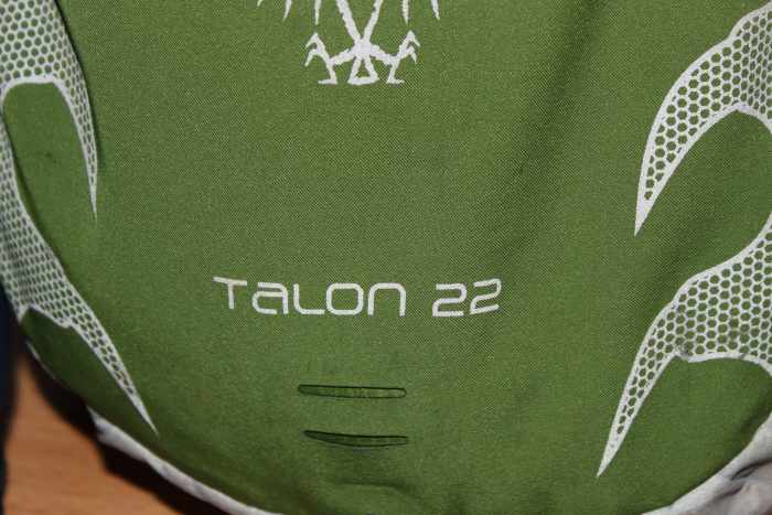 The bicycle light mount on the Talon is ideal for fixing a 'blinkie' flashing LED light for a commute to work.