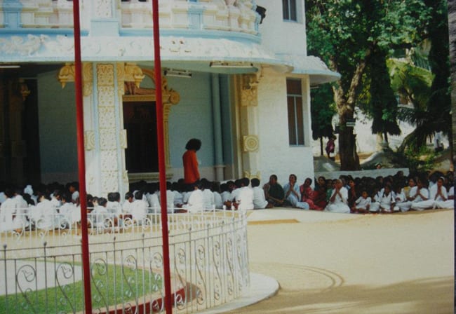 Right above where Swami is seen standing is the first floor 'portico-balcony' about which mention is made later in the story.