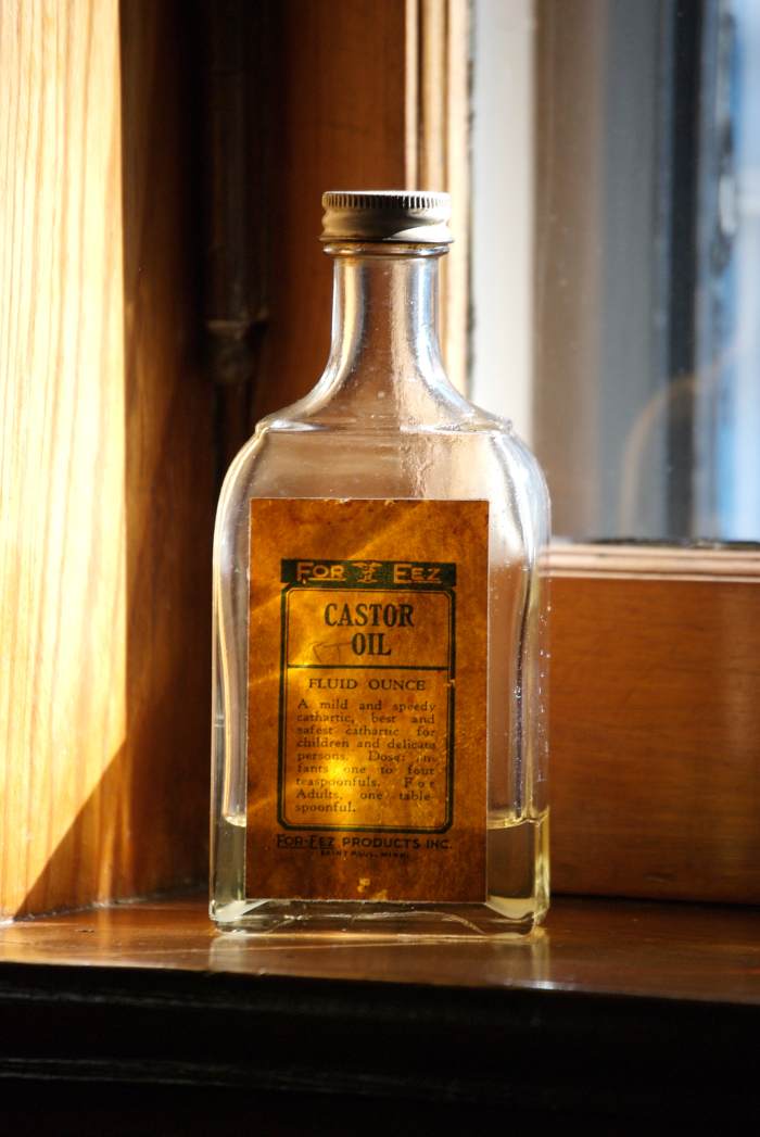 castor-oil-therapy-with-castor-oil-packs